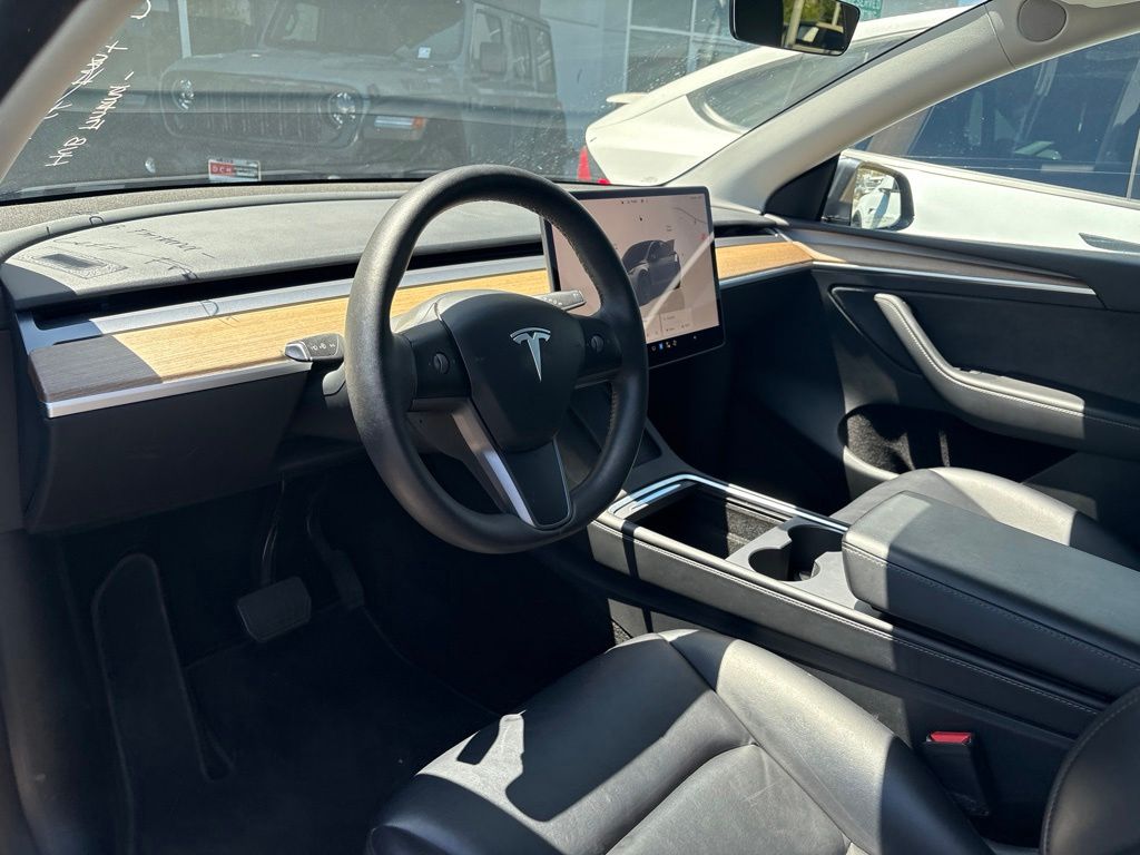 Thumbnail: 2023 Tesla Model Y - 2