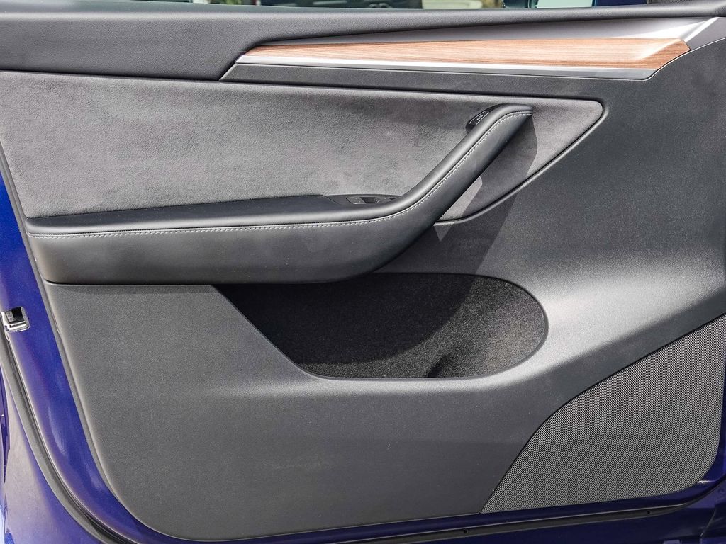 Thumbnail: 2024 Tesla Model Y - 20