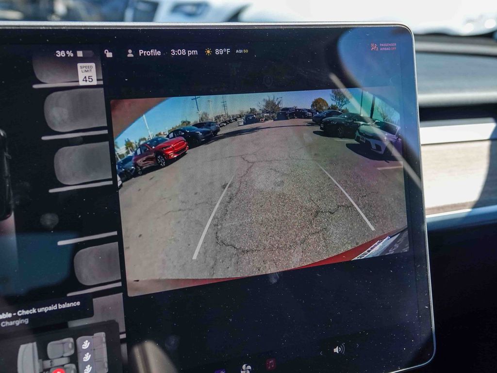 Thumbnail: 2023 Tesla Model Y - 25