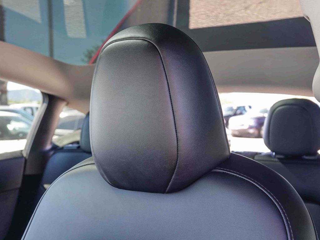 Thumbnail: 2023 Tesla Model Y - 26