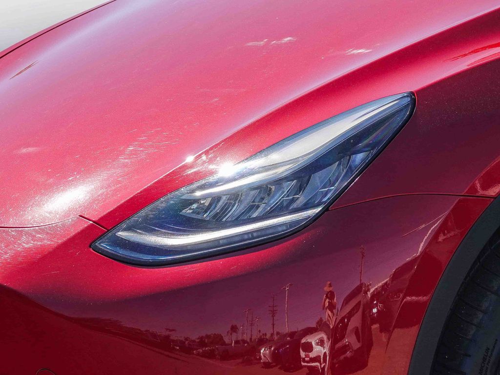 Thumbnail: 2023 Tesla Model Y - 17