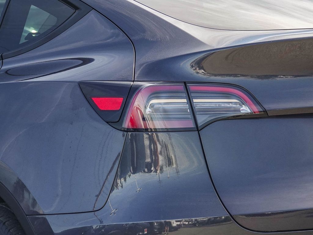 Thumbnail: 2024 Tesla Model Y - 6