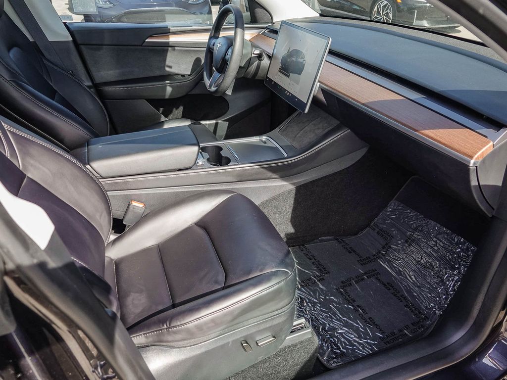 Thumbnail: 2024 Tesla Model Y - 9