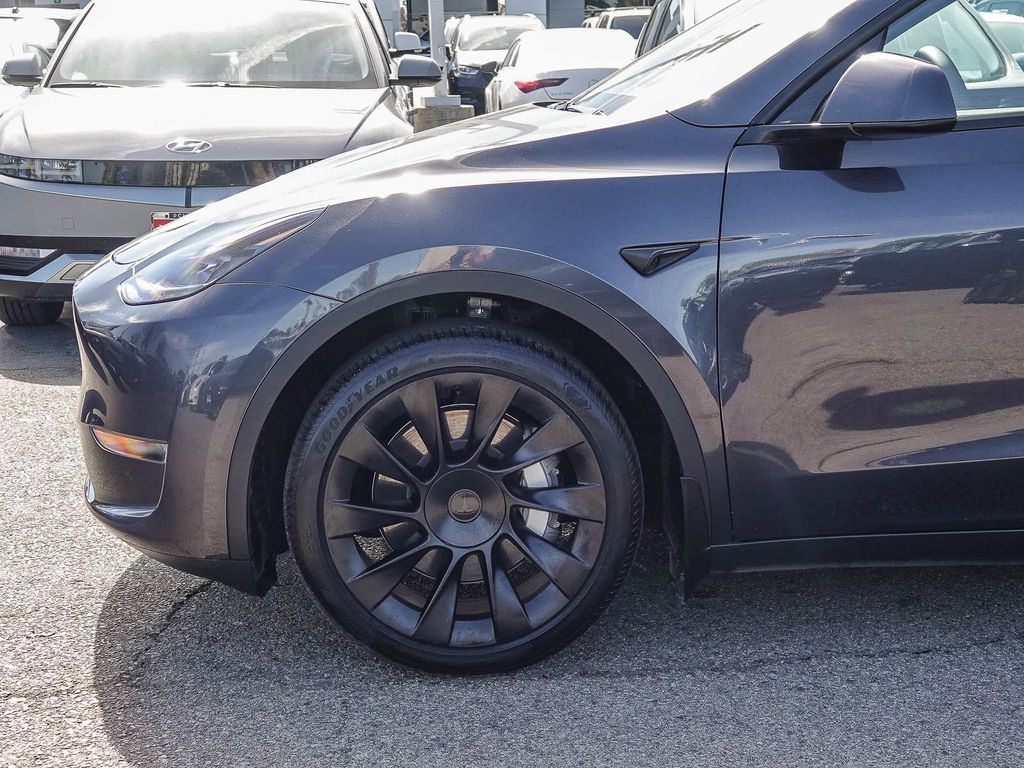 Thumbnail: 2024 Tesla Model Y - 7