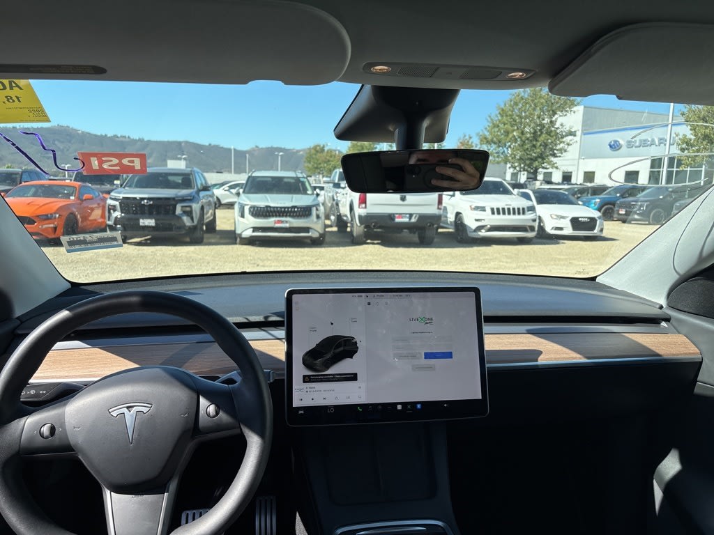 Thumbnail: 2022 Tesla Model Y - 8