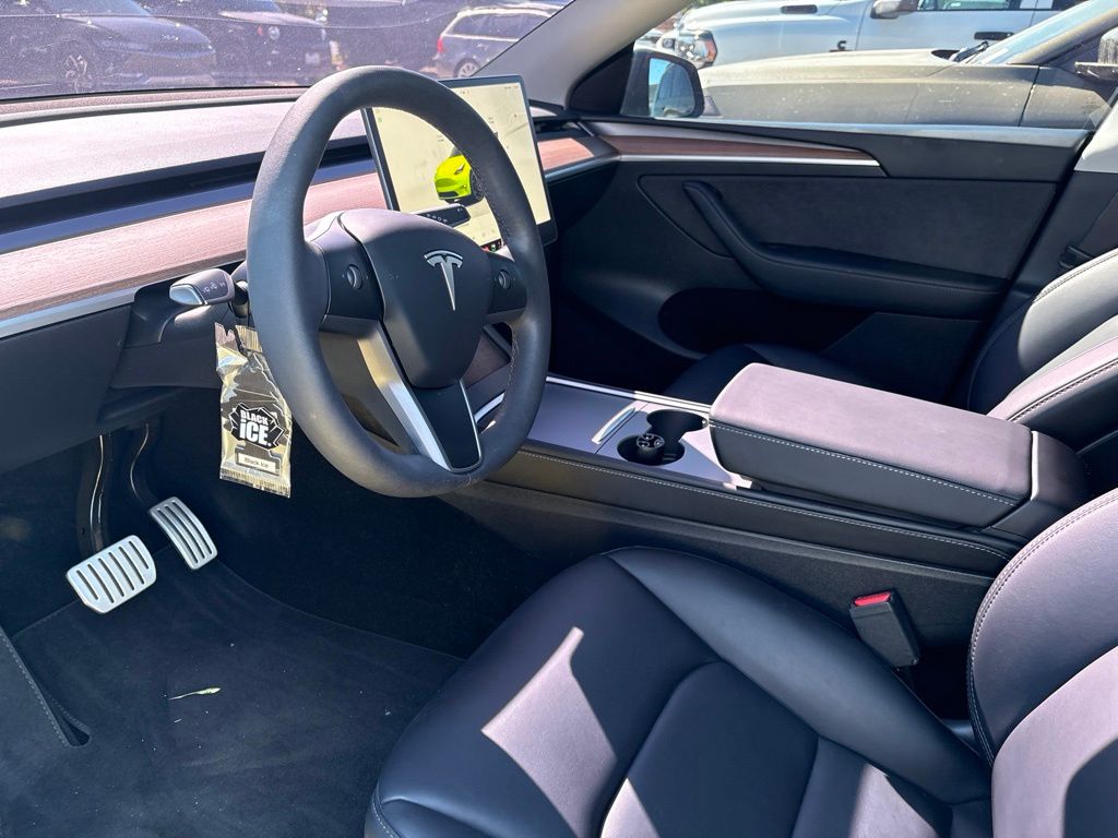 Thumbnail: 2024 Tesla Model Y - 2
