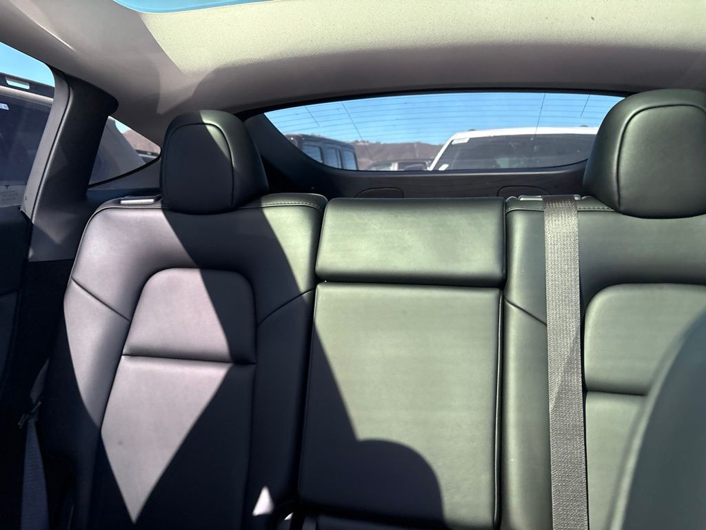 Thumbnail: 2024 Tesla Model Y - 7