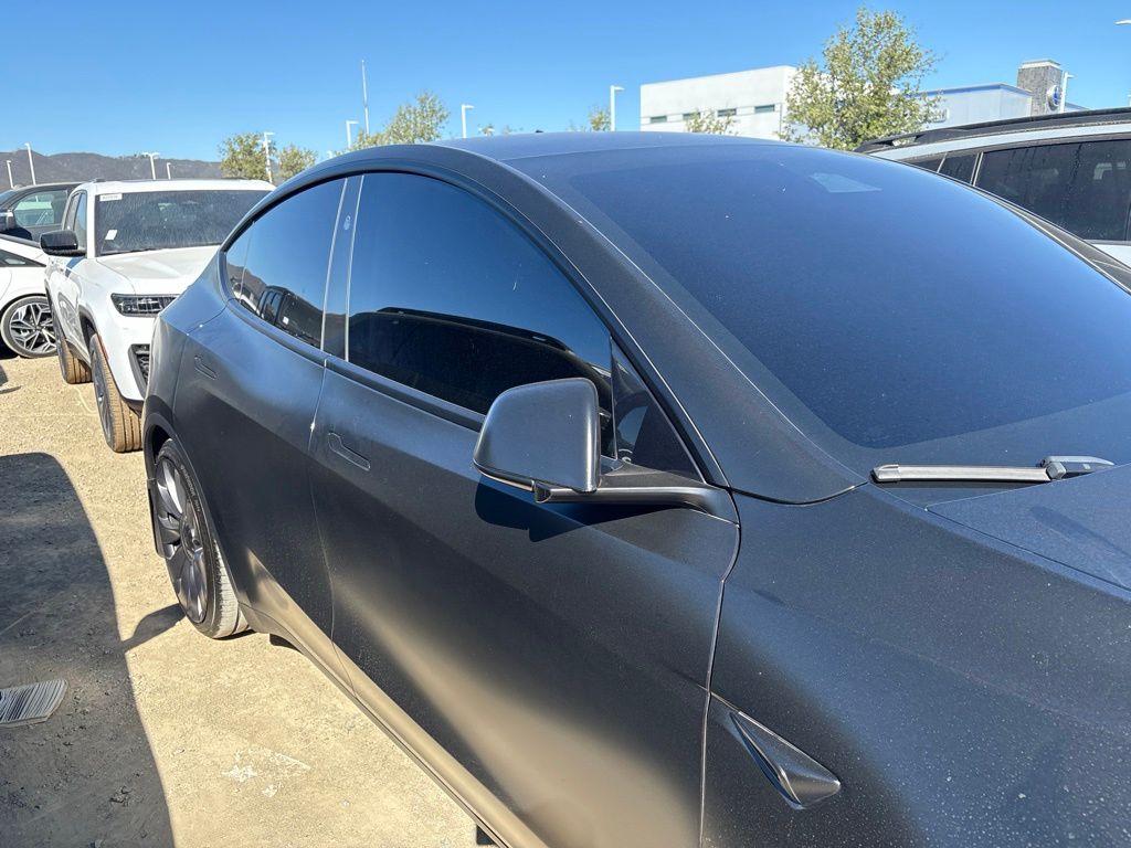 Thumbnail: 2024 Tesla Model Y - 4