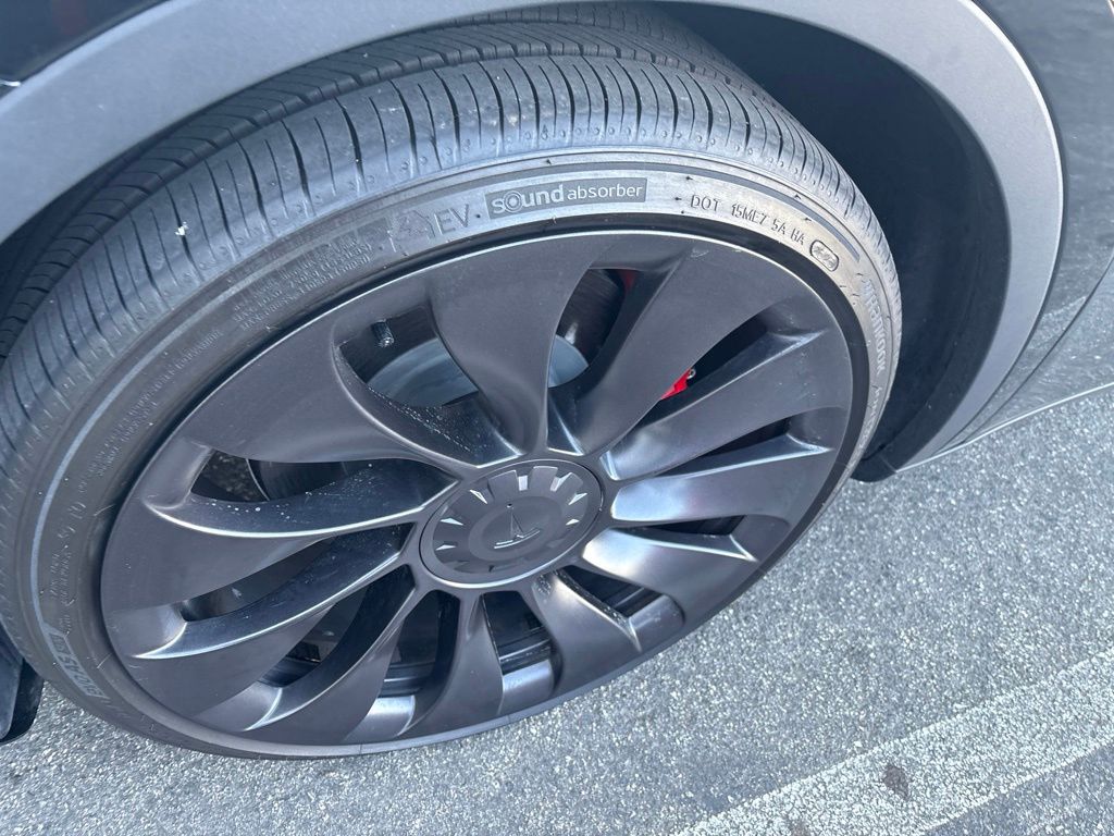 Thumbnail: 2024 Tesla Model Y - 3