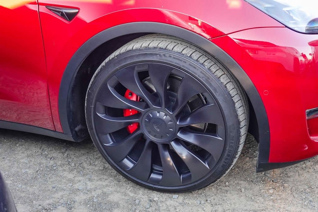 Thumbnail: 2022 Tesla Model Y - 4