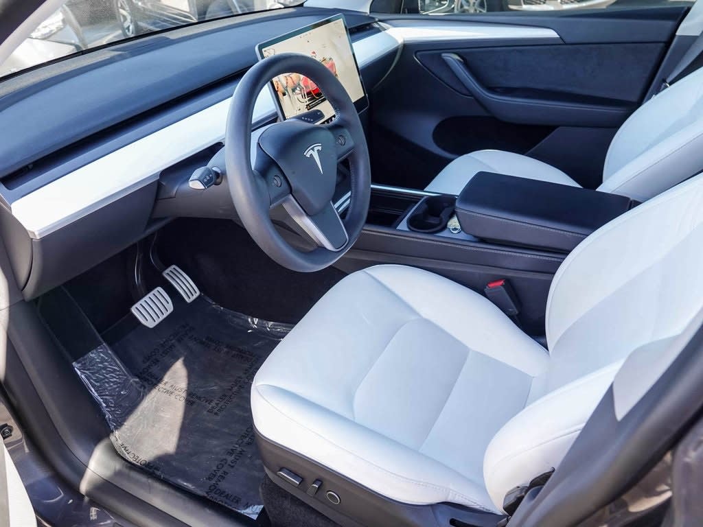 Thumbnail: 2022 Tesla Model Y - 9