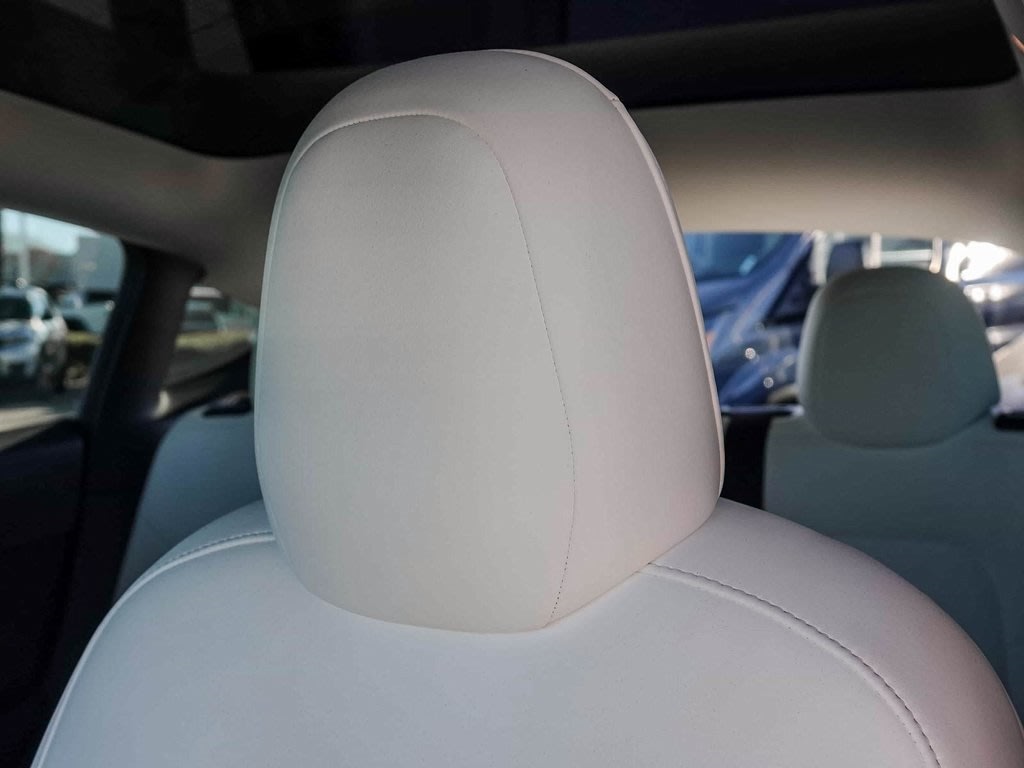 Thumbnail: 2022 Tesla Model Y - 25