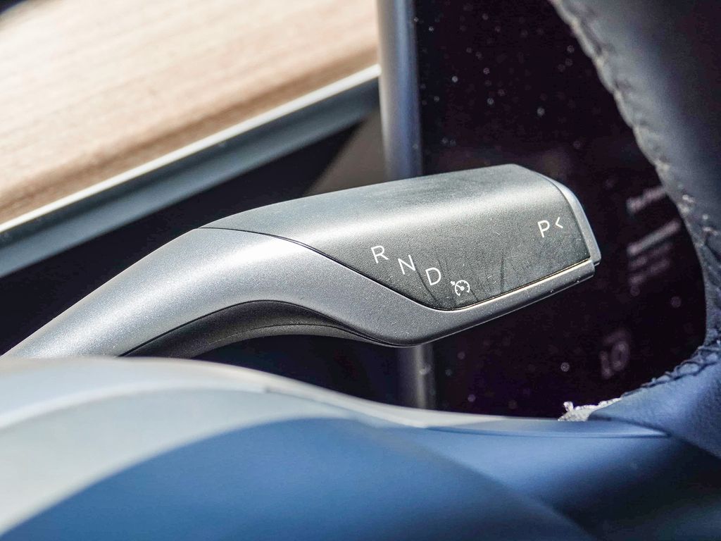 Thumbnail: 2023 Tesla Model Y - 15
