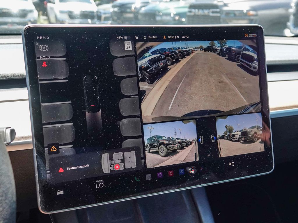 Thumbnail: 2023 Tesla Model Y - 25