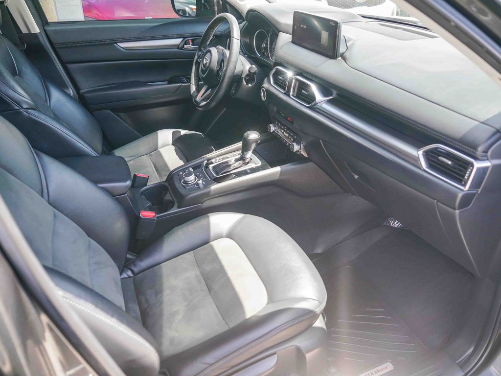 Thumbnail: 2021 Mazda CX-5 - 9