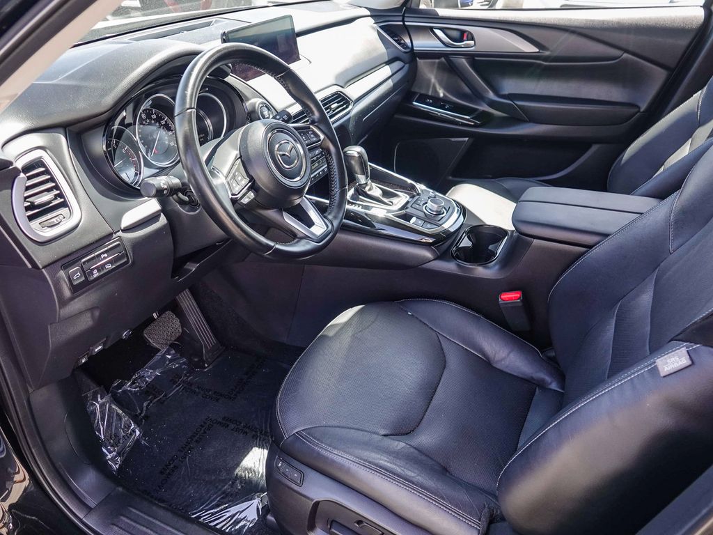 Thumbnail: 2022 Mazda CX-9 - 9