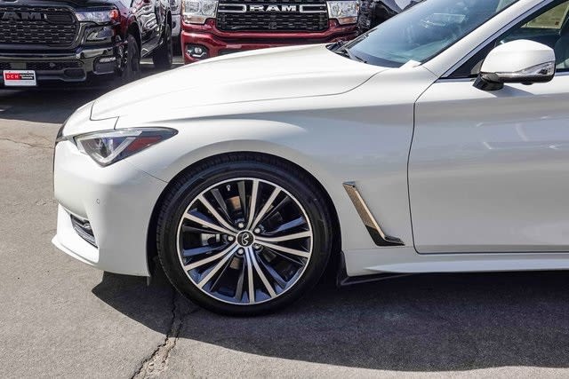 2021 INFINITI Q60 Luxe 6