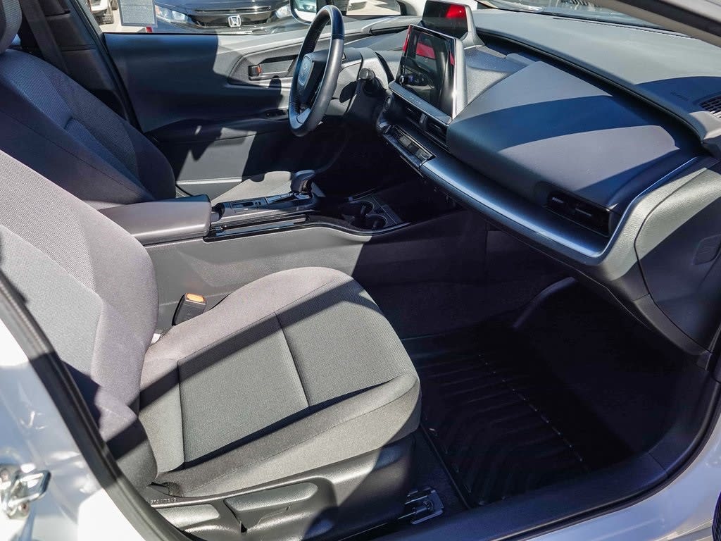 Thumbnail: 2023 Toyota Prius - 9