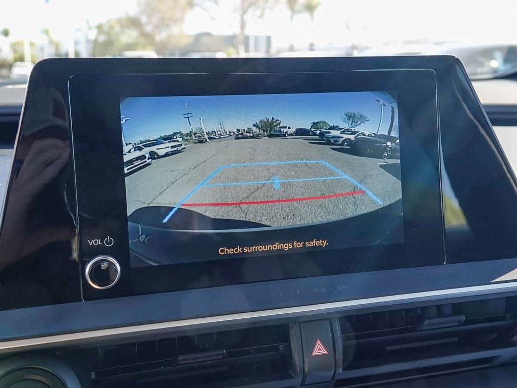 Thumbnail: 2023 Toyota Prius - 26