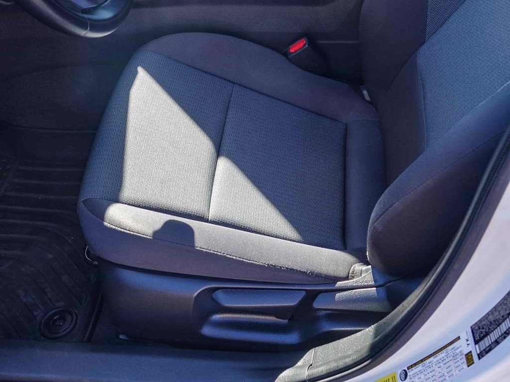 Thumbnail: 2023 Toyota Prius - 24