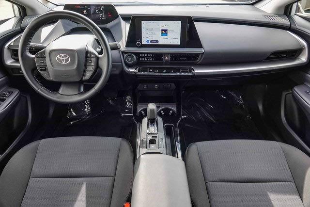 2024 Toyota Prius LE 2