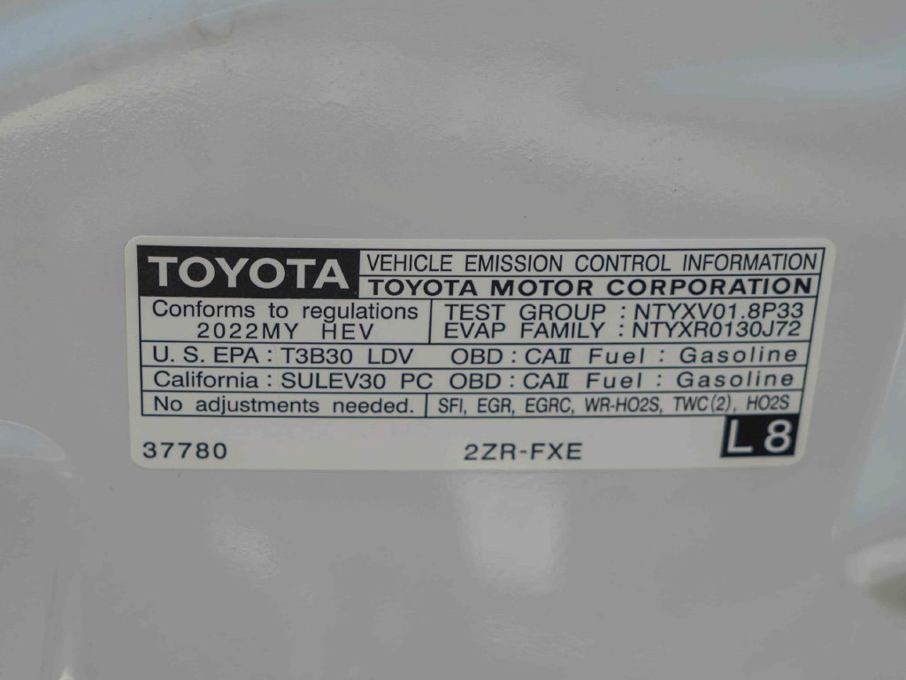 Thumbnail: 2022 Toyota Prius - 15