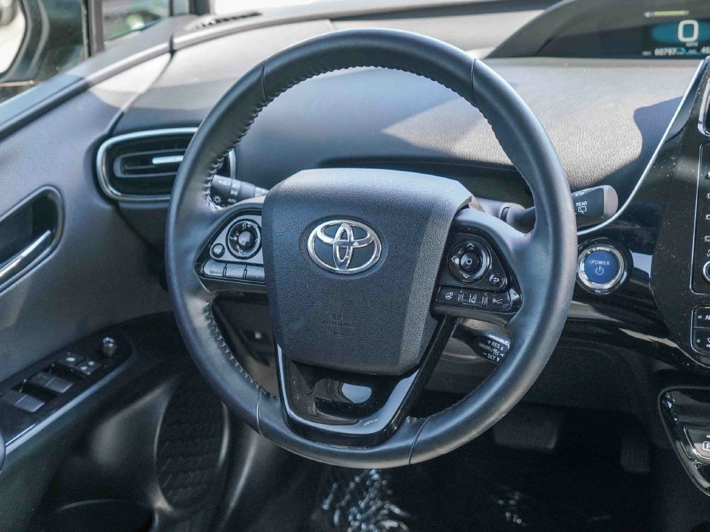 Thumbnail: 2022 Toyota Prius - 8