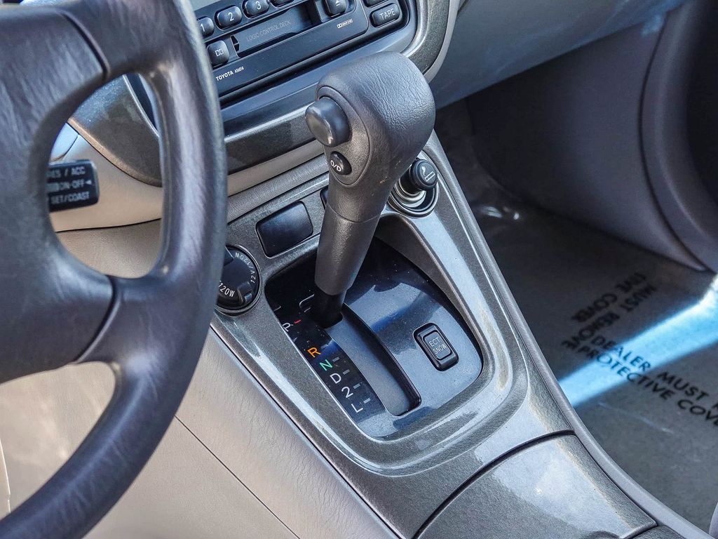 Thumbnail: 2003 Toyota Highlander - 13