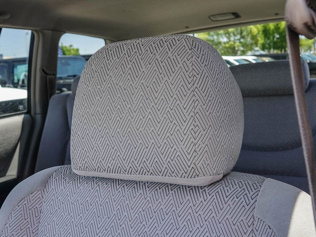 Thumbnail: 2003 Toyota Highlander - 27