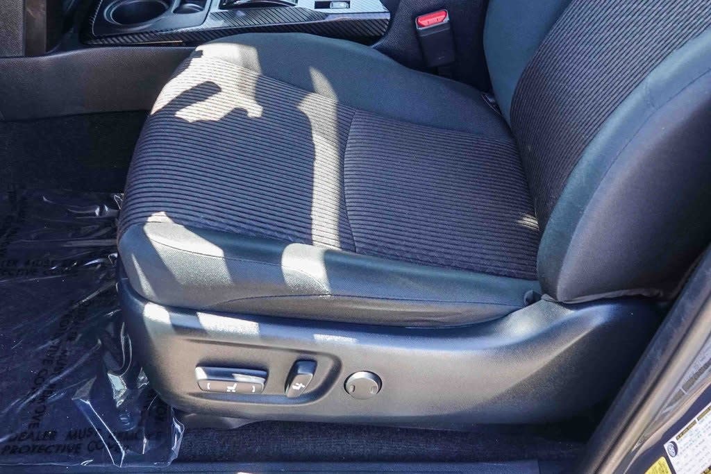 Thumbnail: 2024 Toyota 4Runner - 24