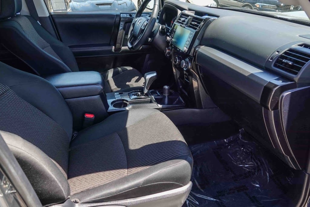 Thumbnail: 2024 Toyota 4Runner - 9