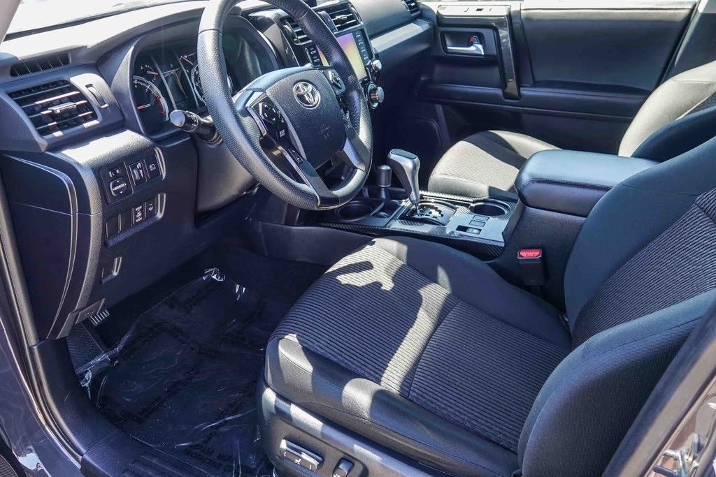 Thumbnail: 2024 Toyota 4Runner - 10