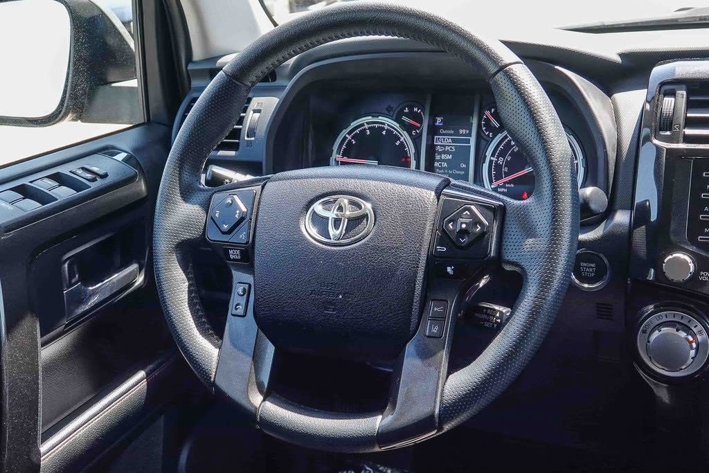 Thumbnail: 2024 Toyota 4Runner - 8