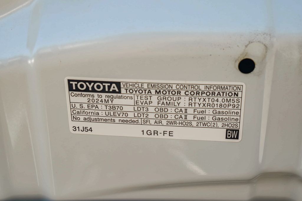 Thumbnail: 2024 Toyota 4Runner - 16