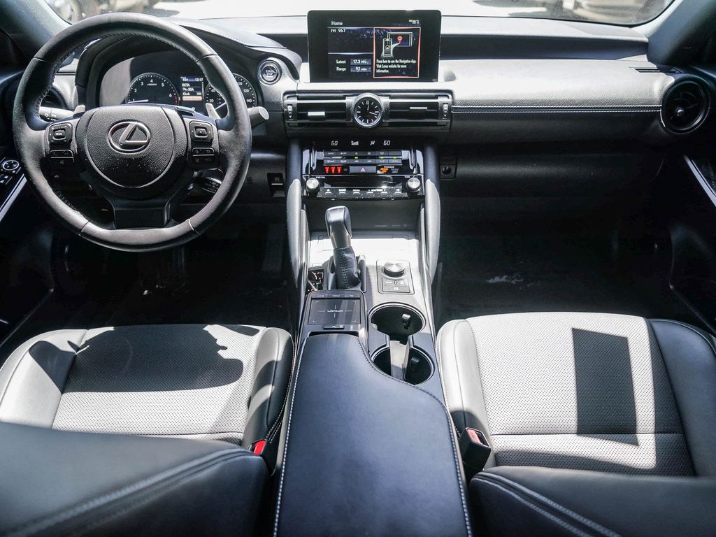 Thumbnail: 2024 Lexus ES - 2