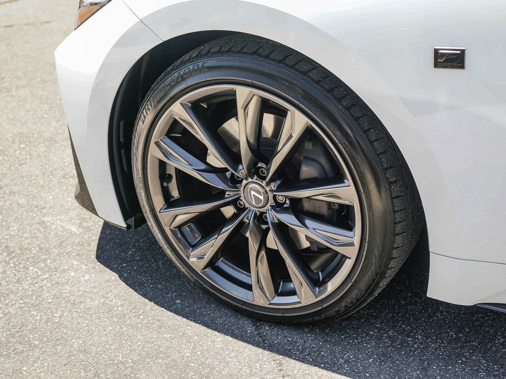 Thumbnail: 2024 Lexus ES - 7