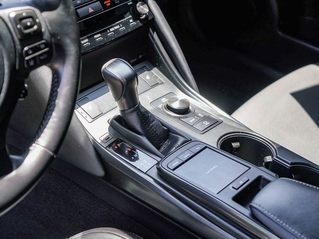 Thumbnail: 2024 Lexus ES - 14