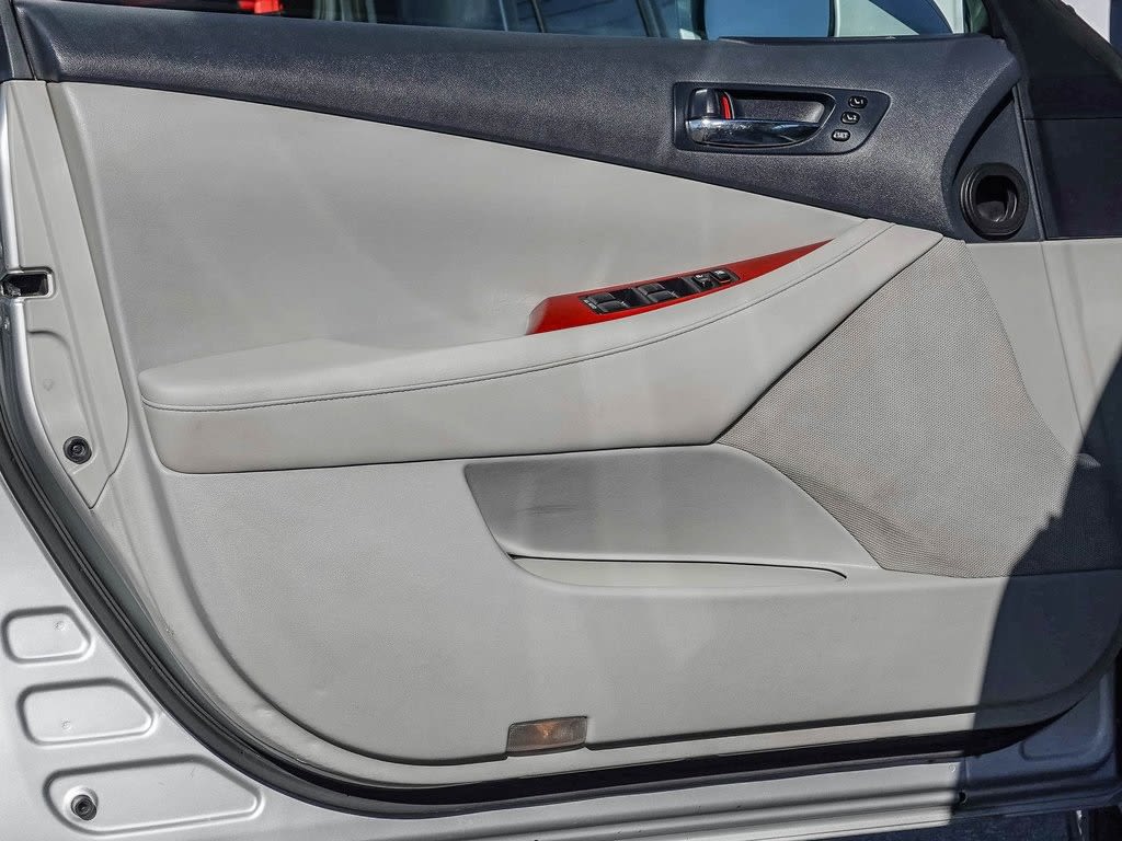 Thumbnail: 2009 Lexus ES - 22