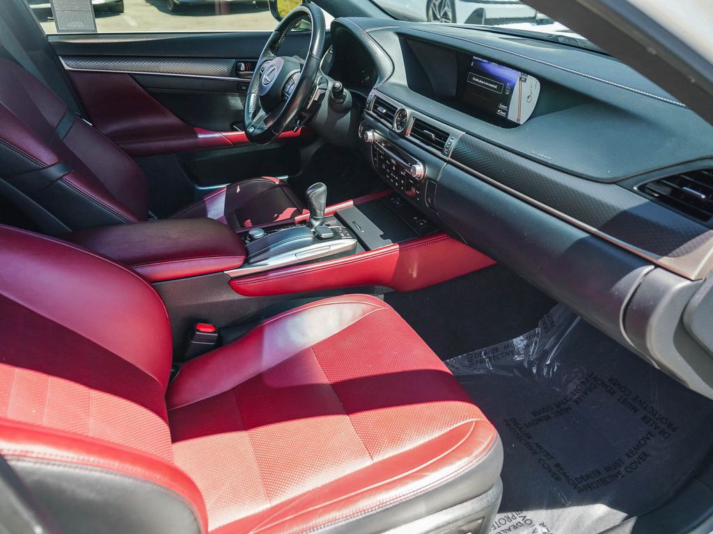 Thumbnail: 2018 Lexus GS - 10