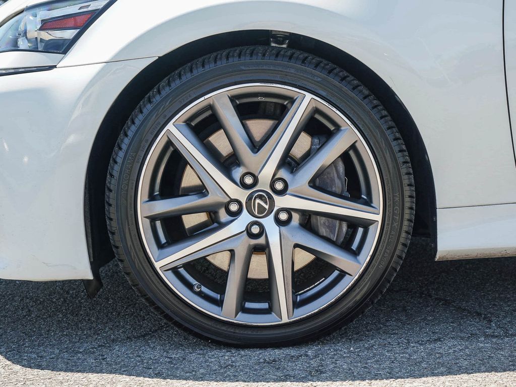 Thumbnail: 2018 Lexus GS - 7