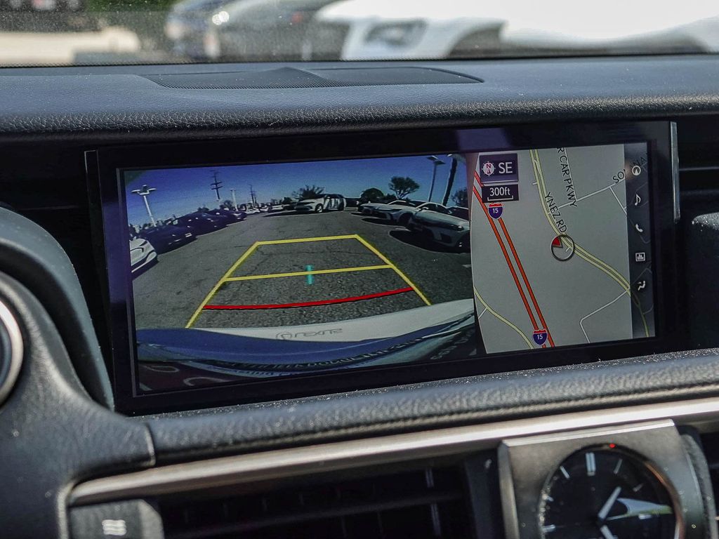 Thumbnail: 2019 Lexus IS - 24