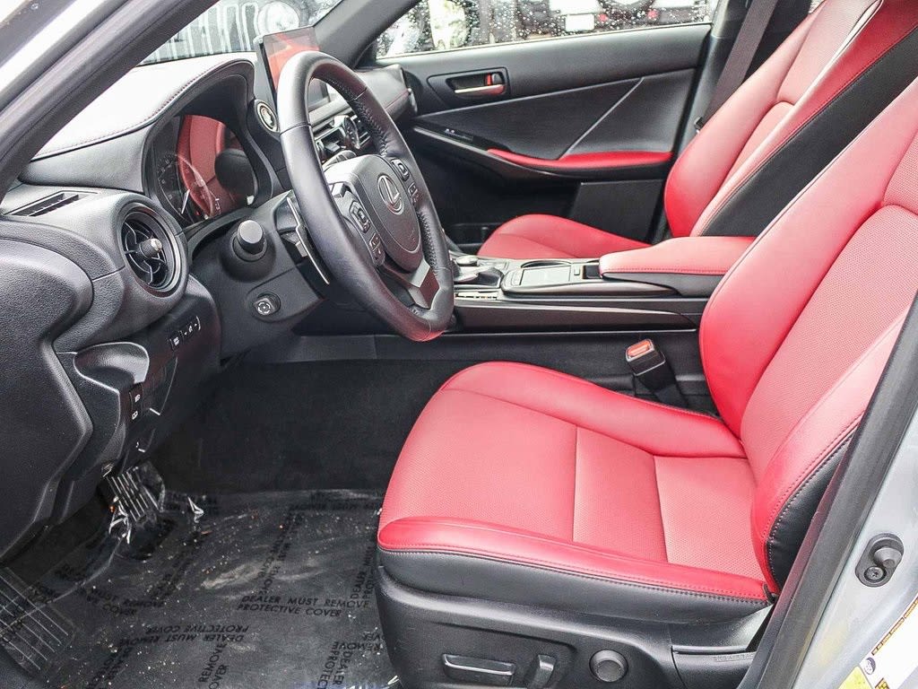 Thumbnail: 2023 Lexus IS - 10