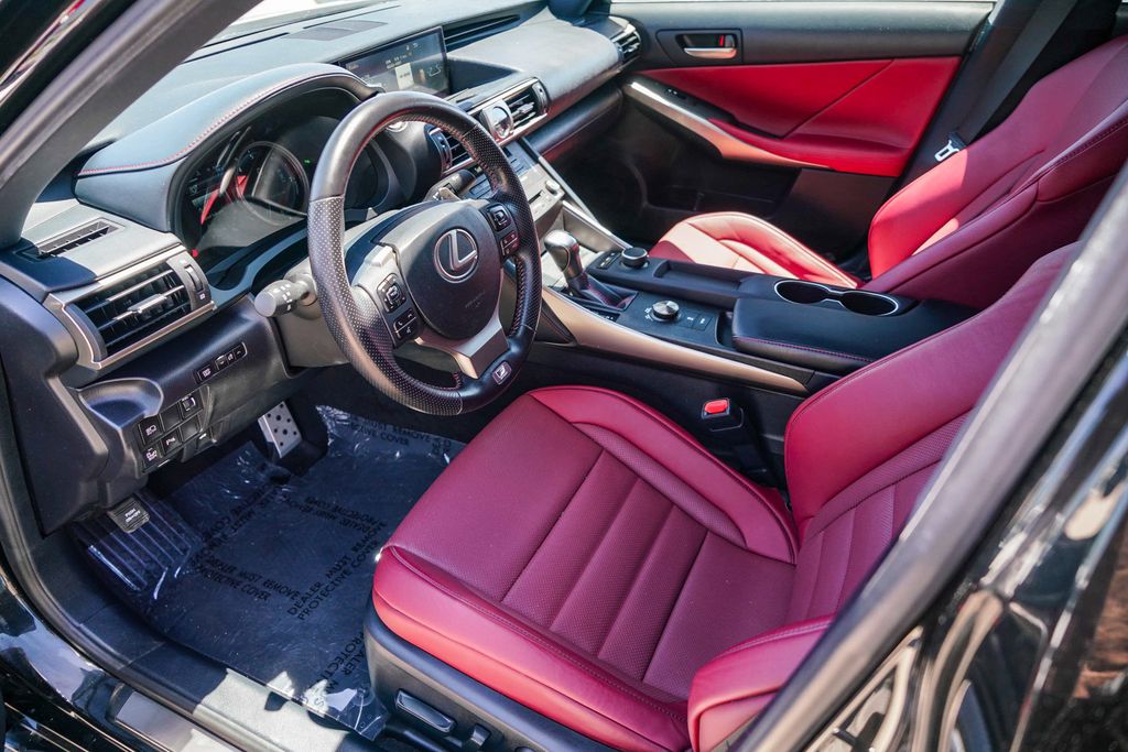 Thumbnail: 2020 Lexus IS - 11