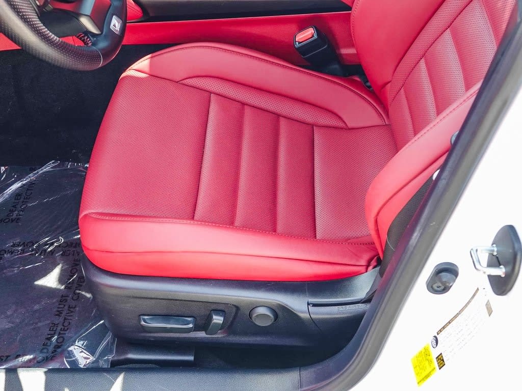 2022 Lexus IS 350 26