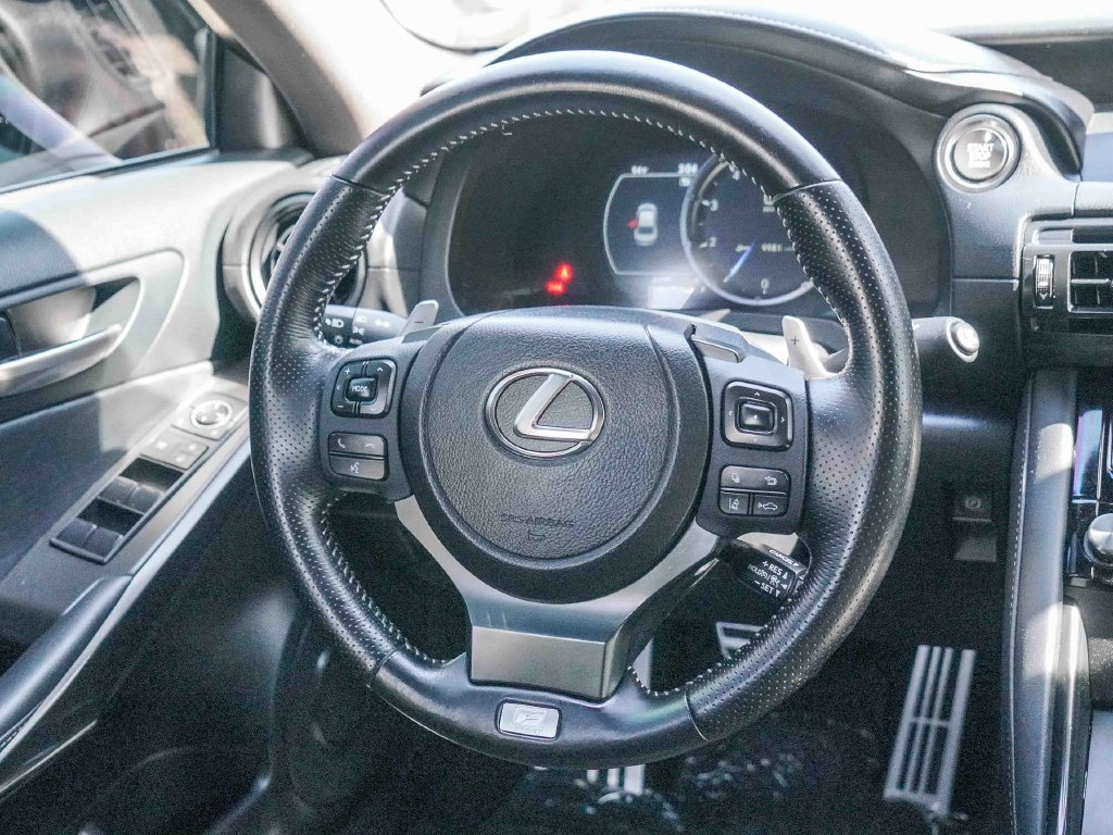 Thumbnail: 2023 Lexus IS - 9