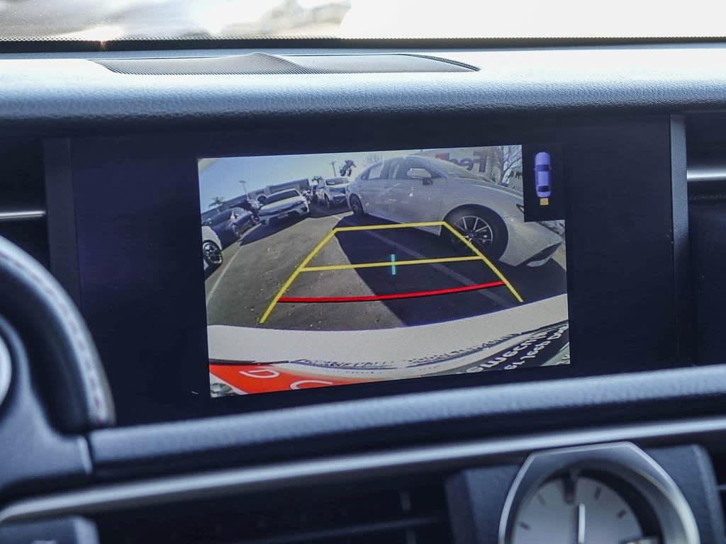 Thumbnail: 2016 Lexus RC - 27