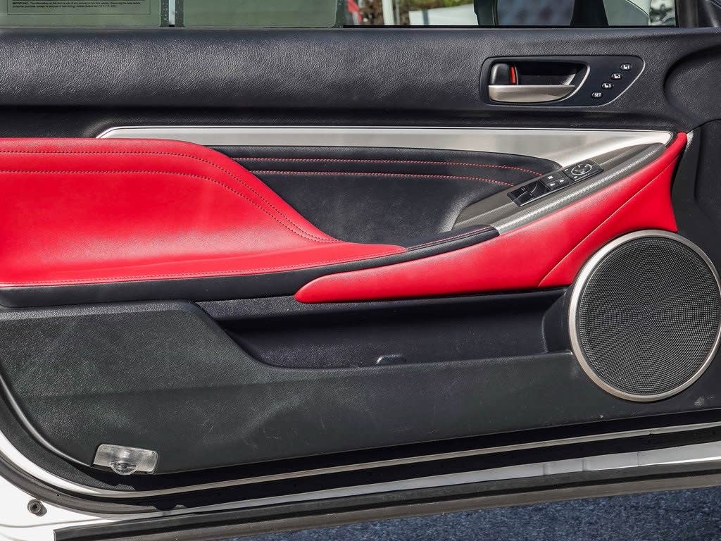 Thumbnail: 2016 Lexus RC - 23