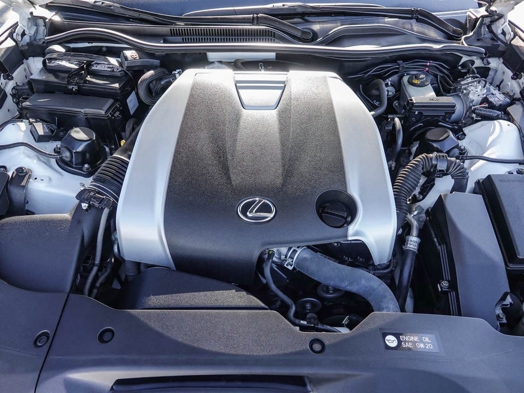 Thumbnail: 2016 Lexus RC - 8