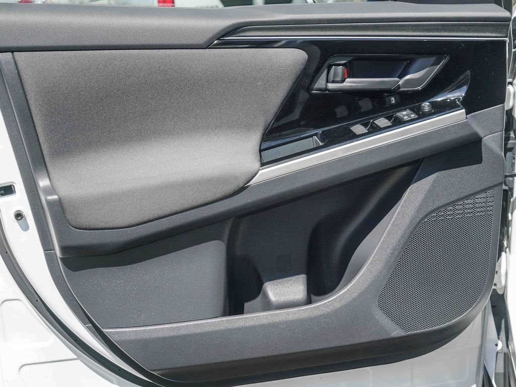 Thumbnail: 2023 Subaru Solterra - 23