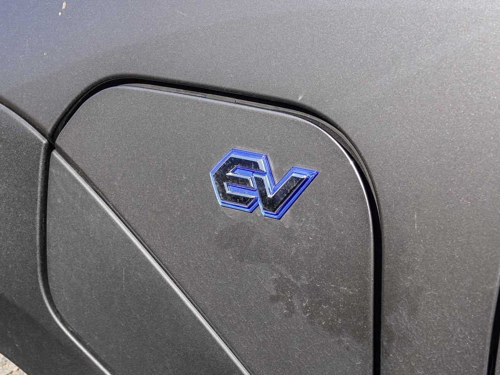 Thumbnail: 2023 Subaru Solterra - 19